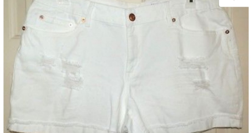 white jean shorts